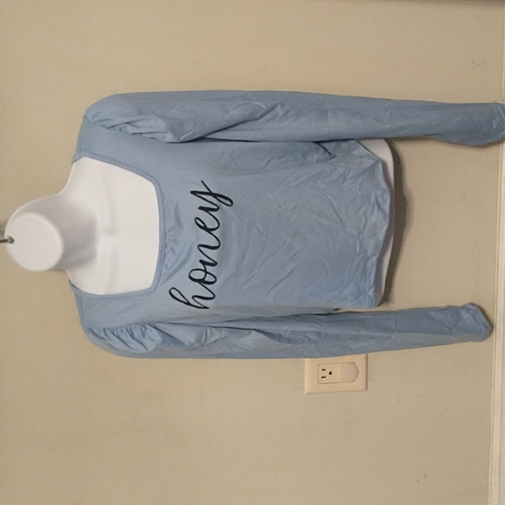 Cute, square neck, long sleeve, crop top